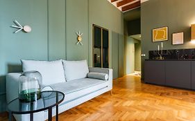 Luxury Apartment In Isola - Ca24